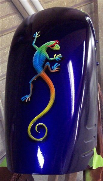 11542geico_back_of_front_fender