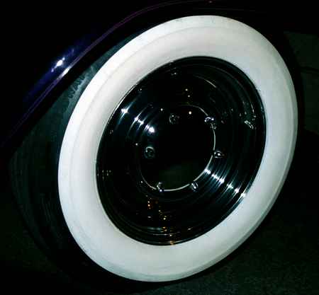 275Buick_Hubcap_WideWhite