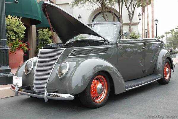 37 Ford convertible sedan