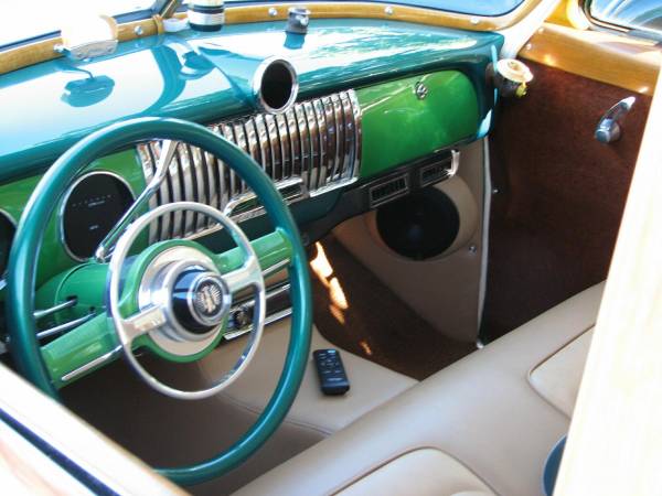 1951_chevy_woody_2_interior_lft_side