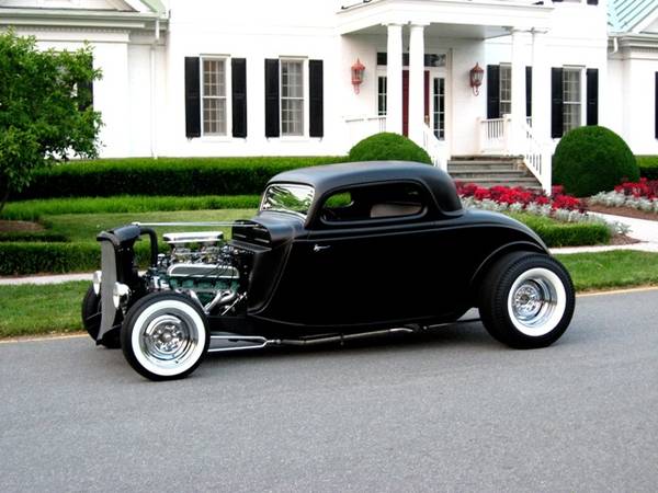 '33 Ford by Lee Martin