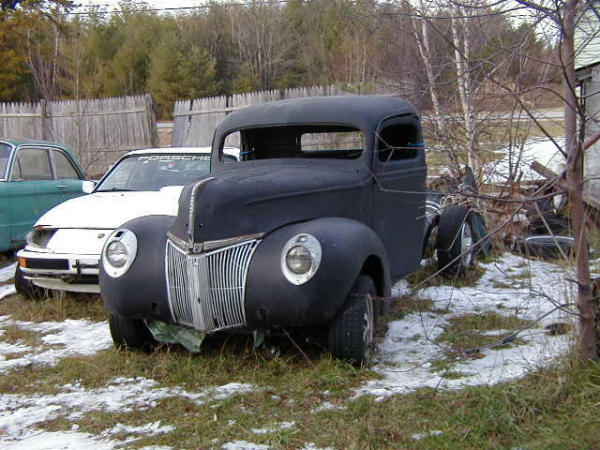 1940 FORD PICKUP