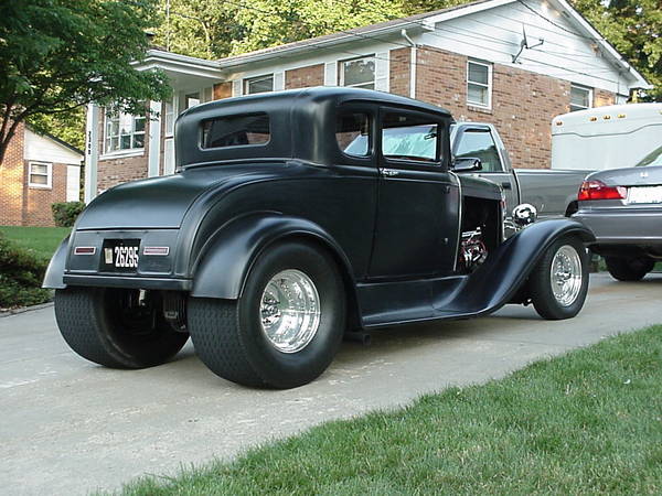 Dans 1930 Ford