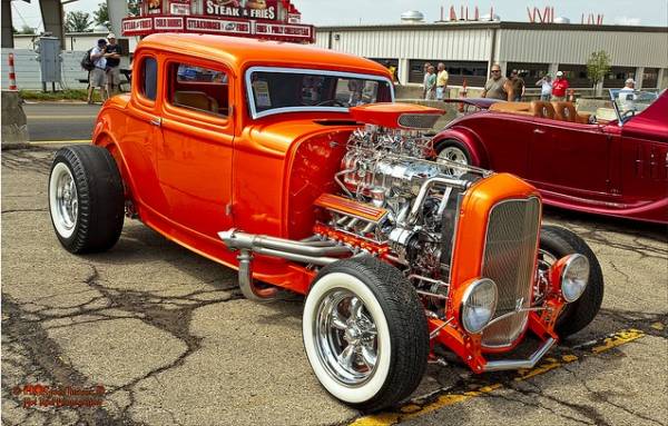 Ron Wolcott's 32 Ford